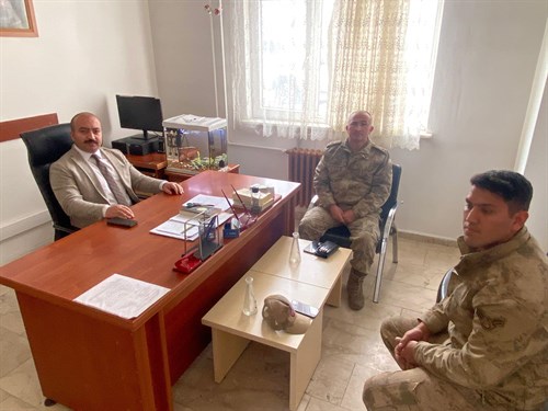 Kaymakamımız, Ulubeyli Jandarma Karakol Komutanlığını ziyaret etti.